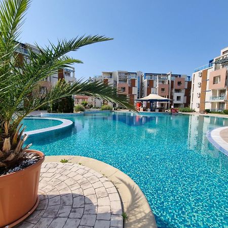 Studio Apartment With Balcony 300M From Beach Sunny Beach Exterior photo