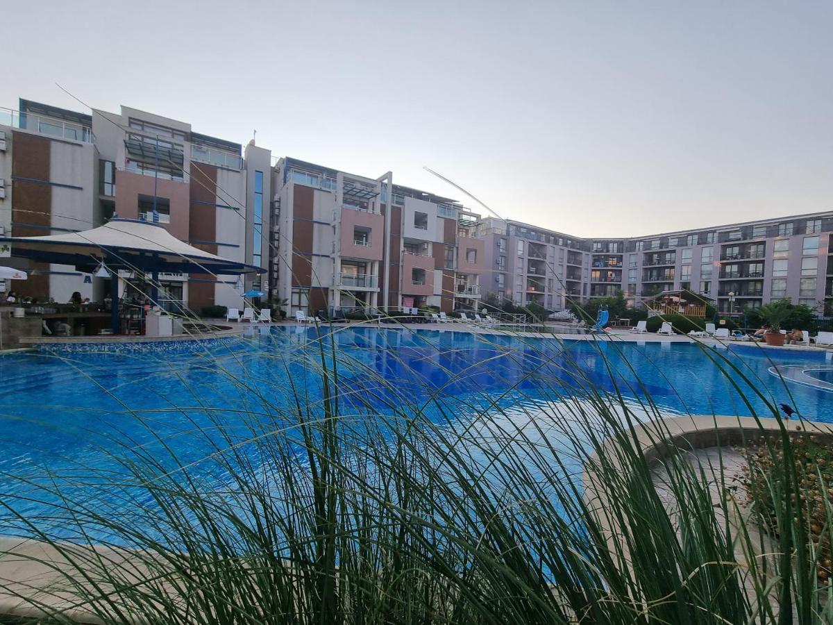 Studio Apartment With Balcony 300M From Beach Sunny Beach Exterior photo